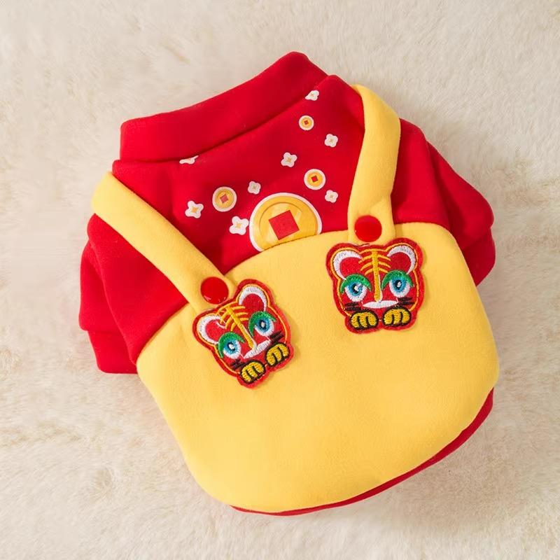 

Вся лучшая кошачья одежда праздничный китайский Новый год тонкий бархатный свитер кукла в котенка щенок собака Новый год питомец кошка одежда L (recommended weight 8-5.5 kg)