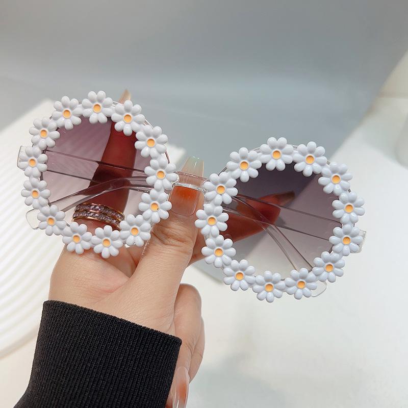 Summer Children Cute Acrylic Flower Outdoor Sun Protection Sunglasses Baby Girls Classic Sunglasses Kids Boy UV400 Sunglasses