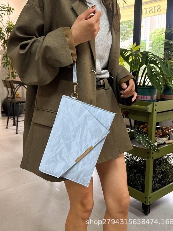 Niche Design Women's 2025 Versatile Fashion Slant Iron Envelope Clutch