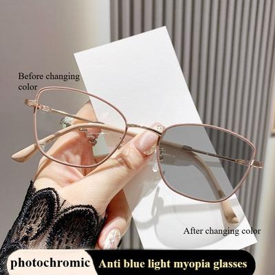 Photochromic Anti Blue Light Myopia Glasses, Fashionable and High-end Cat Eyes, Fashionable Myopia Glasses, Flat Lenses