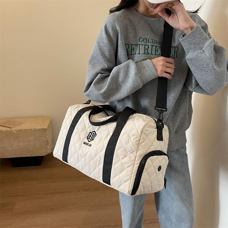 Short Trip Bag Women's Fashion Handbag Large Capacity Travel Luggage Bag Light Sports Storage Fitness Bag