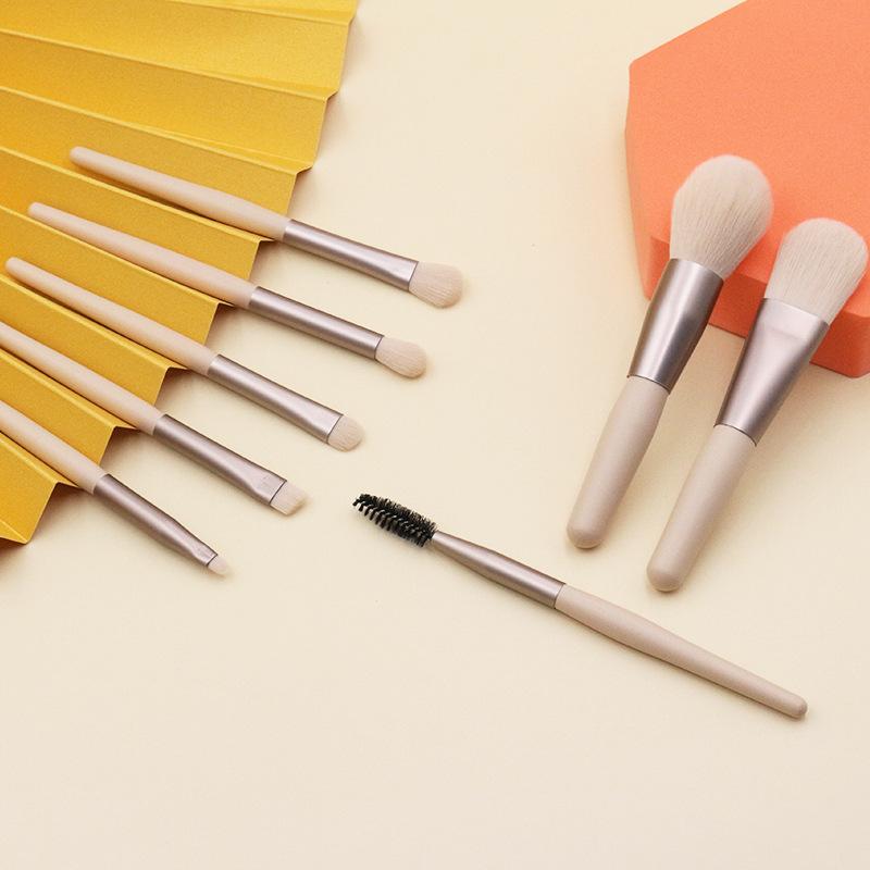 Mini Makeup Brush Set, Complete Set of Beginners’ Beauty Tools with Wooden Handle, Soft-bristled Makeup Brushes