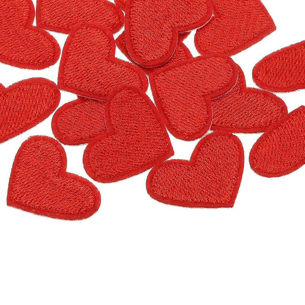 20 ks Barevné nášivky ve tvaru srdce s výšivkou srdce, aplikace, nášivka na oblečení, dekorace