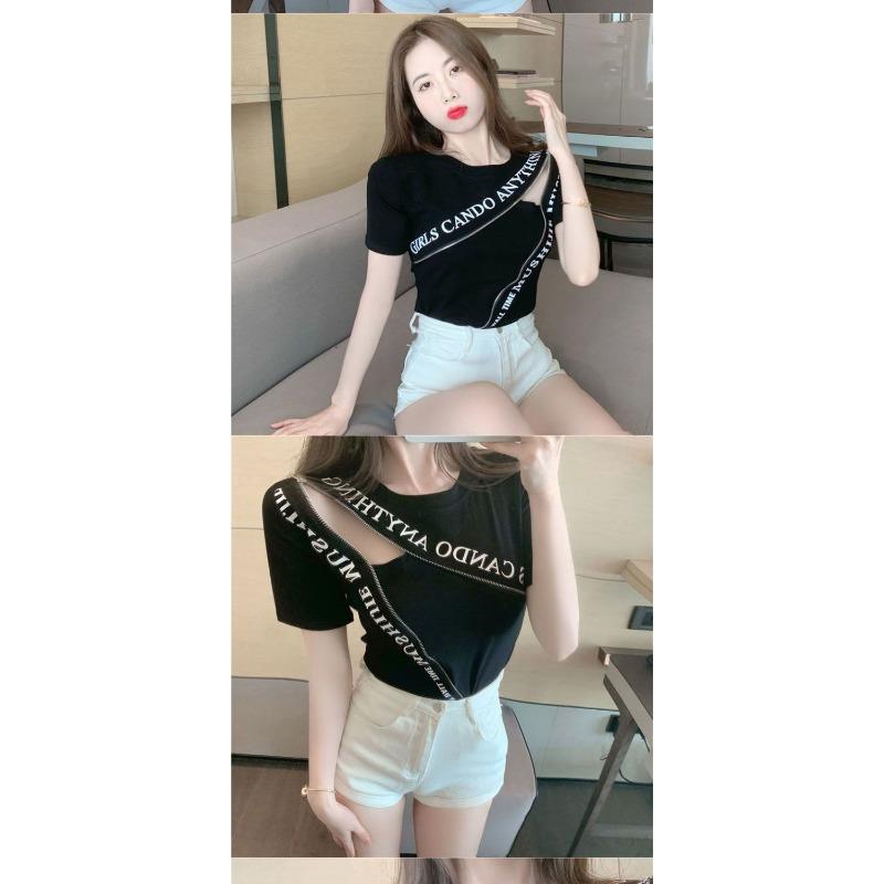 Short-sleeved T-shirt for Women in Spring and Summer Irregular Design Slimming Niche Scheming Top Feminine Top