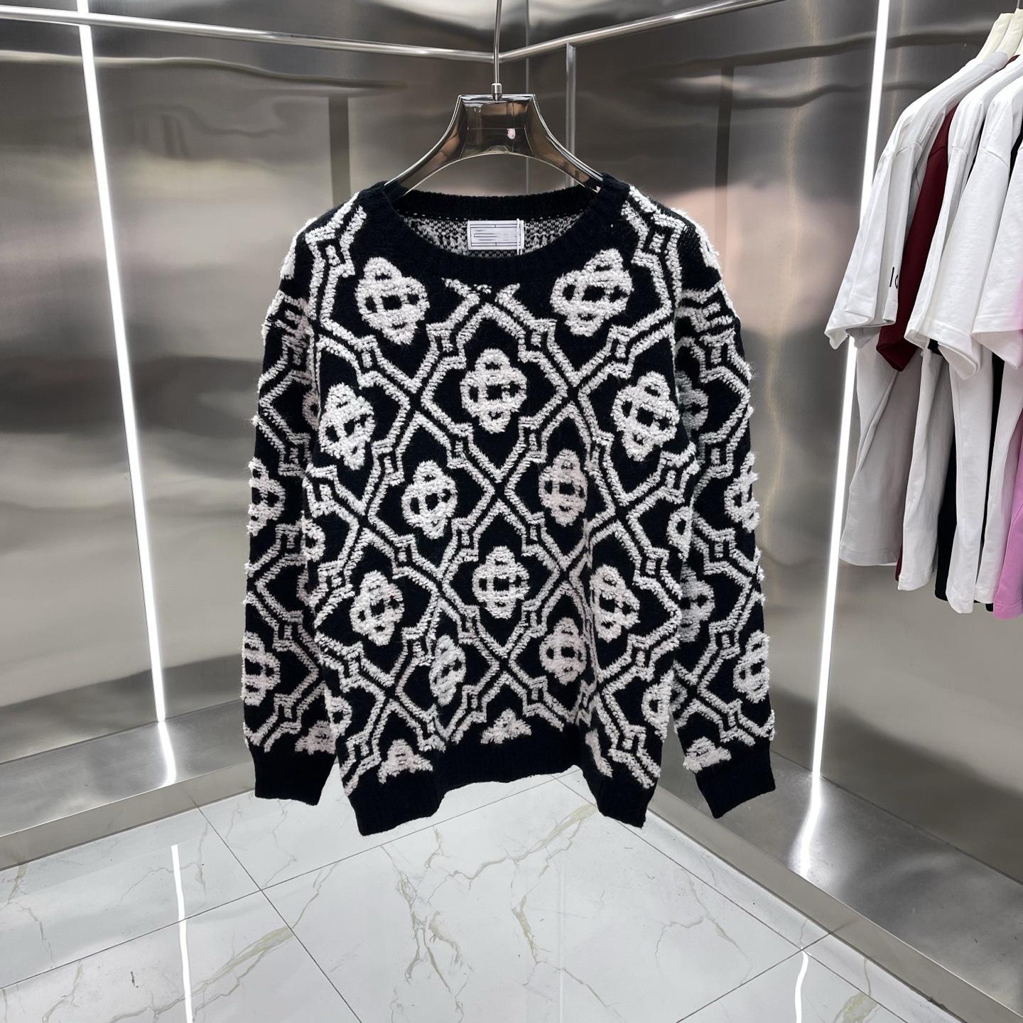 

Unisex Loose Jacquard Pattern Pullover Sweater for Autumn/Winter Medium чорний