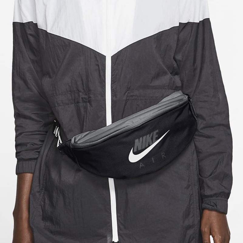 Nike Polyester Crossbody Bag, Fanny Pack Regular Unisex Black Gray Casual CW9263-010