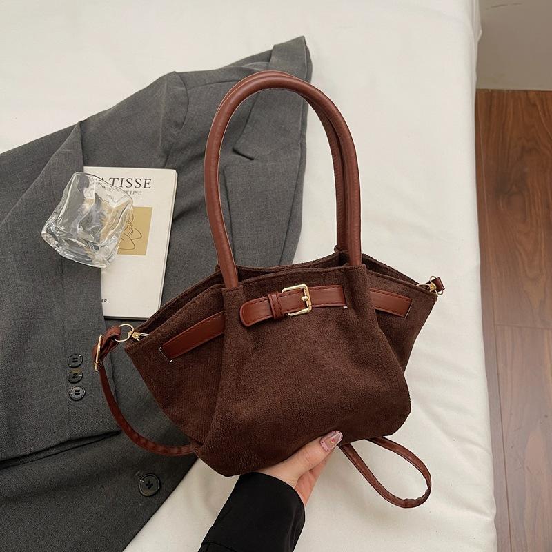 Autumn and winter niche suede bag women's new versatile messenger bag fashion handbag small bag