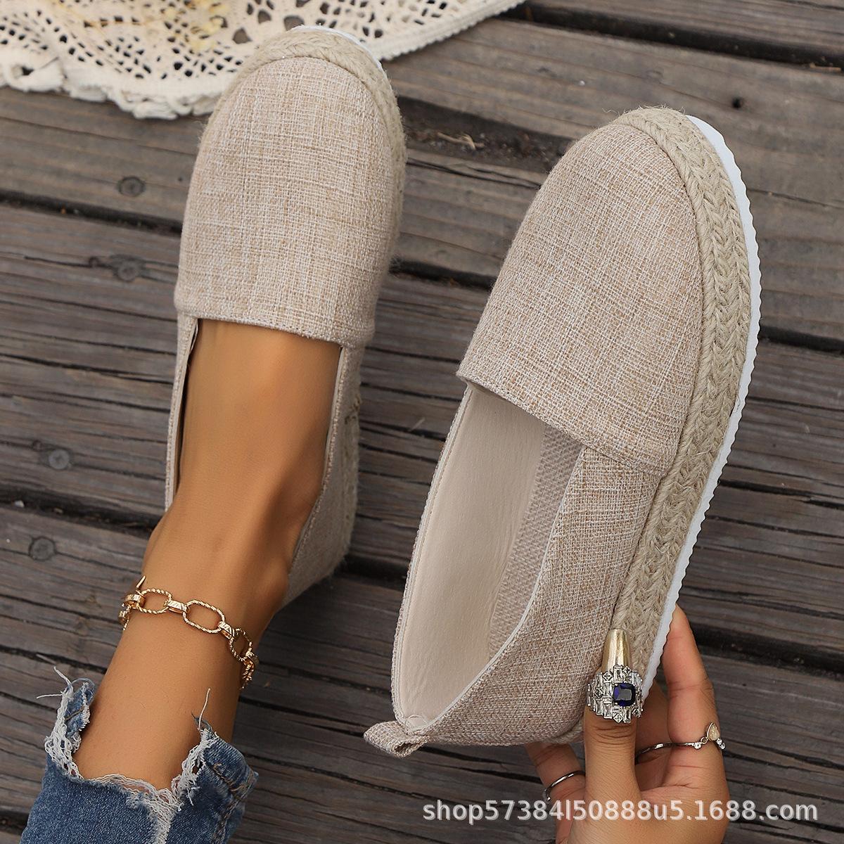 

Spring 2025 new large size one-pedal flat-soled single shoes women s shoes middle-aged mother soft-soled rhinestone women s shoes 36