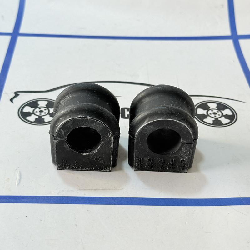 Brand New Original Front Stabilizer Bar Bush For Ssangyong Tivoli 4471234000 4471235000