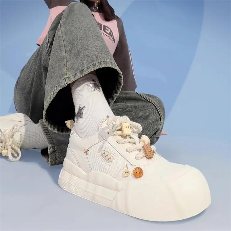 

Fashion Fashionable Little White Shoes Women New Thick soled Sponge Cake Casual Sports Breathable Canvas Shoes Versatile Board Shoes 35