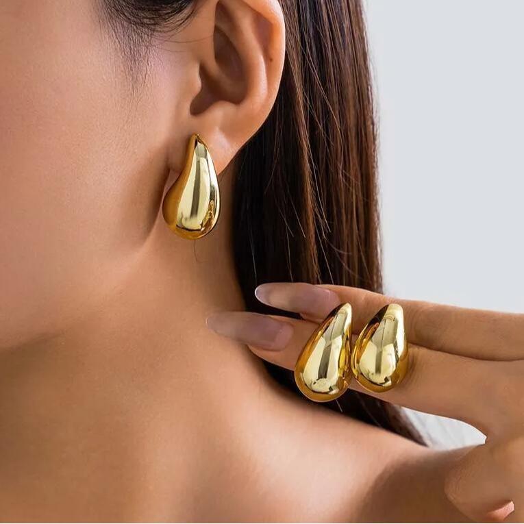 Women's Fashion All-in-one Earrings Large Water Drop Earrings, Teardrop Stud Earrings, European and American Fashionable Earrings