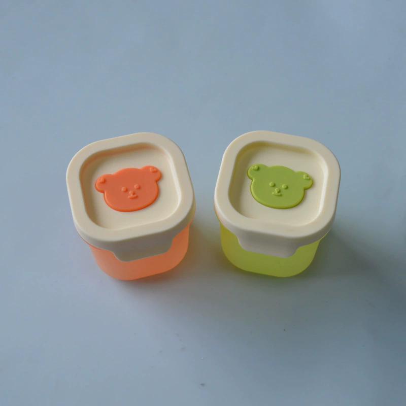 Baby supplement box storage freezer compartment bear baby silicone mould can be steamed puree dispenser box