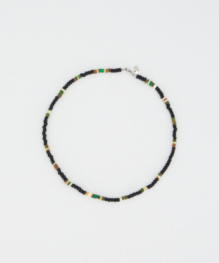 Douhab Pebble – Moss Necklace / Black