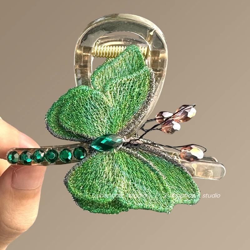 Spring Butterfly Temperament Retro Style Embroidered Butterfly Grip Clip At The Back of The Head Half Tied Shark Clip Hair Accessories Travel Hairpin