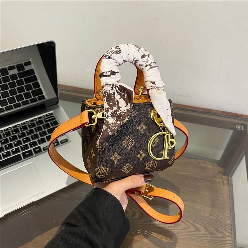 Premium Bag Presbyopia Silk Scarf Contrasting Color Mini Princess Diana Bag Portable Shoulder Bag