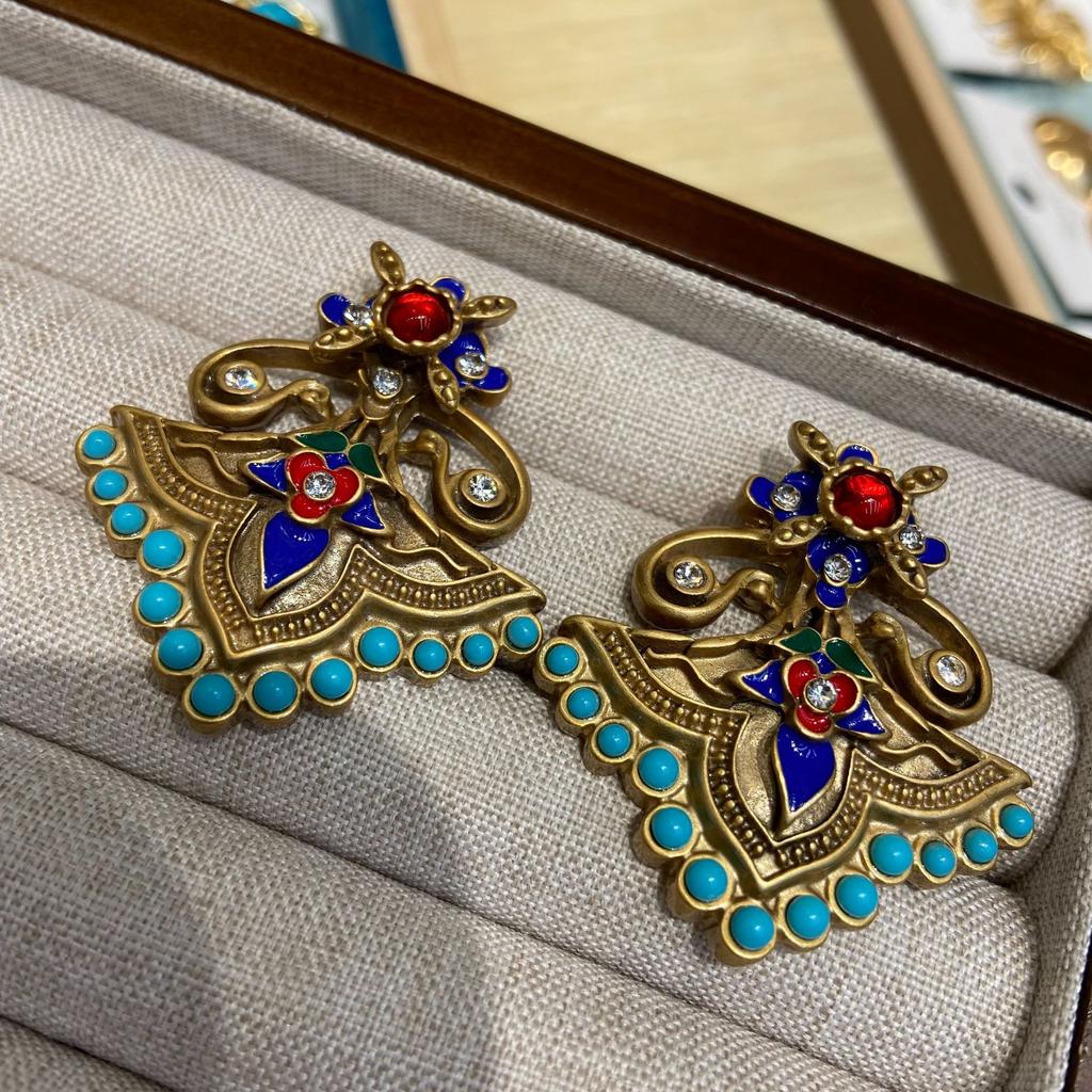 Russian Gold New Chinese Style Guochao Enamel Color Diamond Inlaid Retro Relief Totem Earrings Glazed Turquoise Earrings Douyin