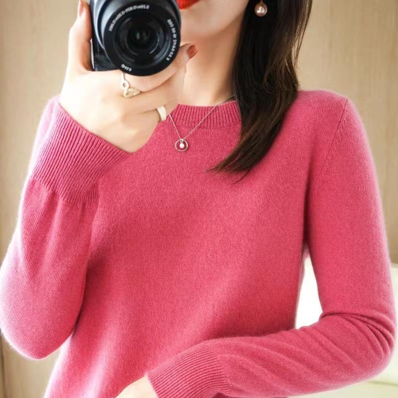 Women's Autumn And Winter Round Neck Sweater Women's Pullover Knit Sweater Solid Color Inner Layer Long Sleeved