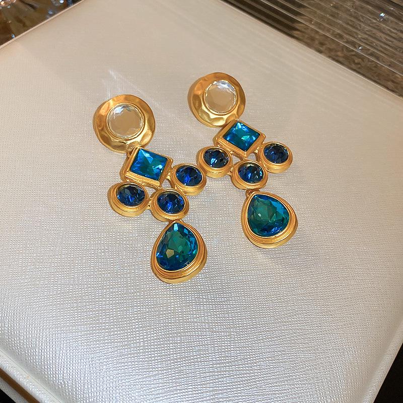 Silver Needle Blue Irregular Metal Earrings - Wrinkled, Light Luxury, High-End, Temperament Personality-Enhancing Accessory