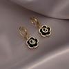 Design Sense Exquisite Black Camellia Pendant Flower Earrings 2026 New Jewelry Party Girls' Luxury Accessories For Women's Gift