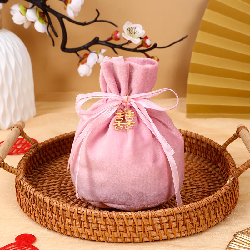 European Style Velvet Round Candy Bag - Creative Wedding & Festival Favor with Drawstring