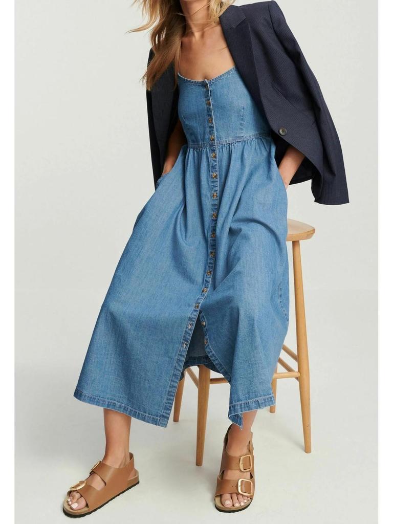 Spring/Summer 2025 Women's Denim Sling Dress - Chic Commuting Fashion