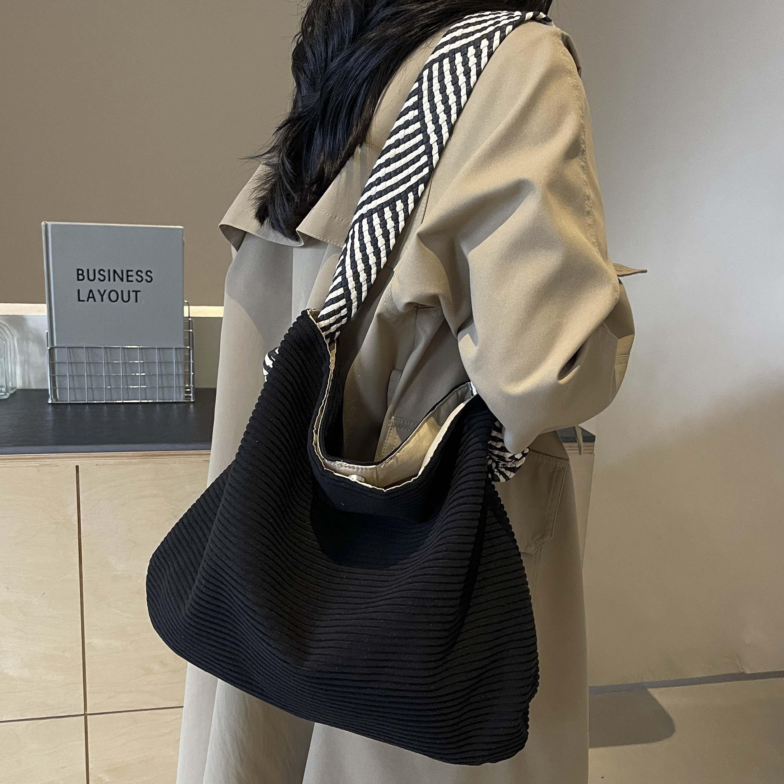 

Perfect Lily Women s Elegant Corduroy Shoulder Bag Soft Wide Strap Purse, Magnetic Closure, Everyday & Formal Events, Women s Fashion Handbag чорний