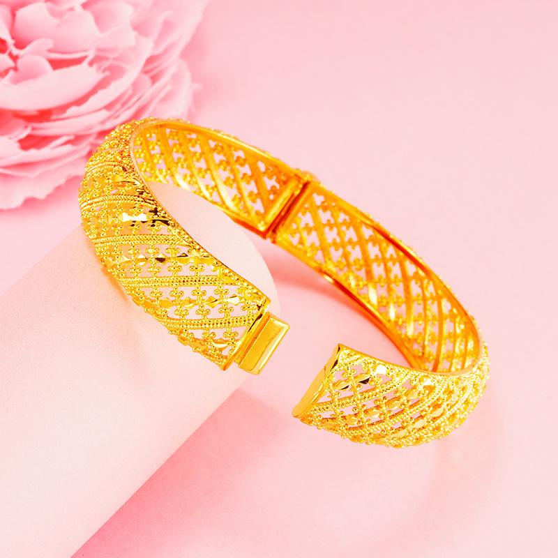 New Style Hollow Buckle Women's Retro Jewelry Bracelet Elegant, Simple, Light Luxury, High-end