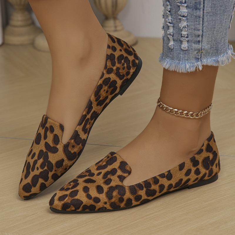 Women'S Leopard Print Slip-On Flats - Soft Sole Comfortable Pointed Toe Shoes with Bow Detail, Lightweight Casual Shoes for Spring & Fall