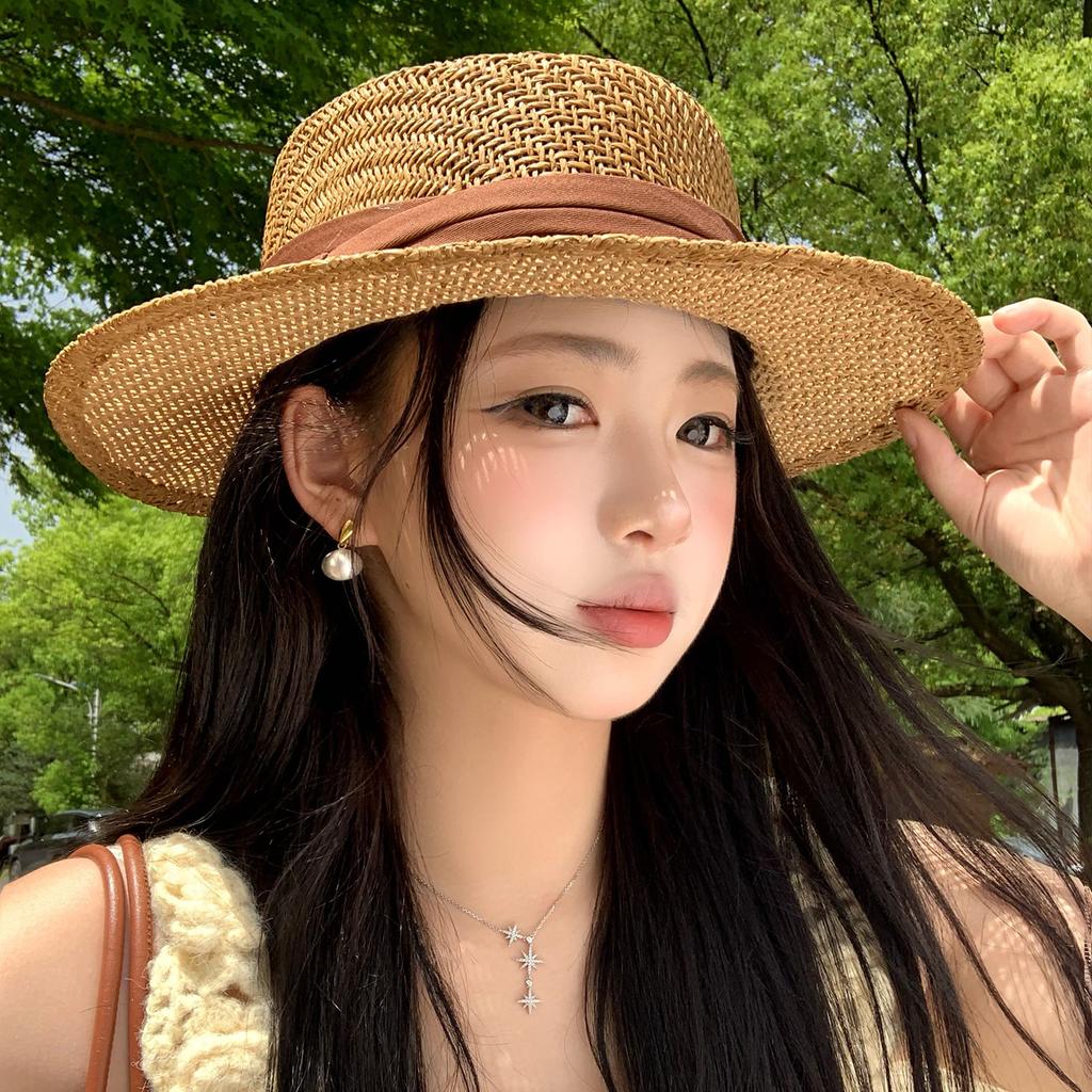 Old Money Wind Hollow Woven Flat Top Straw Hat Women's Summer Seaside Vacation Wind French Retro Top Hat Sunscreen Visor Hat