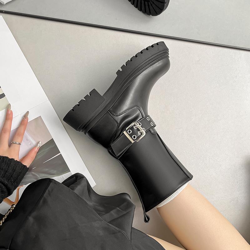 Autumn and winter new medium boots 2025 new thick-soled thick heel British style wide tube belt buckle Martin boots short boots women