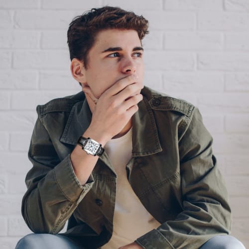 JewelryWe Retro Fashion Men's Watch with Roman Alphabet Dial, Date Display, Leather Band, Perfect for Commuting and School - Silver