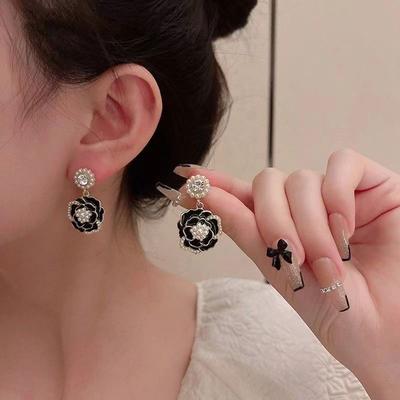 S925 Silver Pin Pearl Stone Flower Earrings for Women