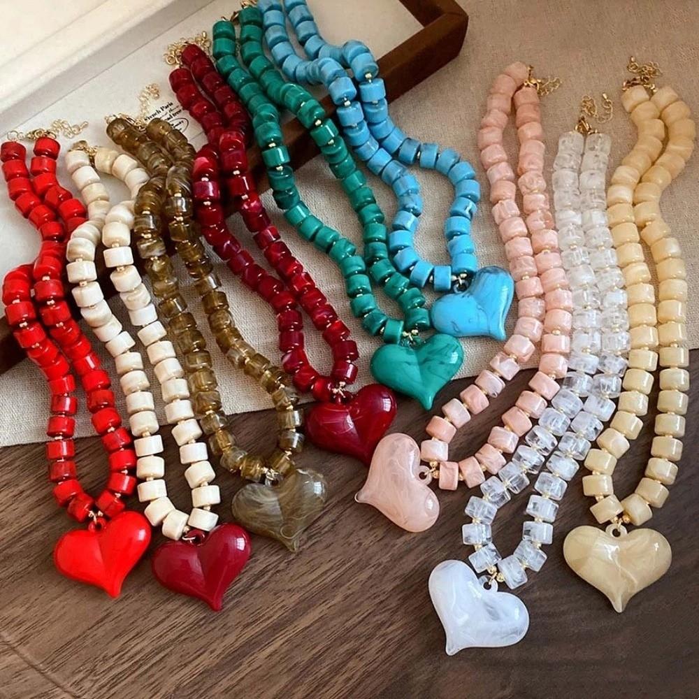 Choker Women Clavicle Necklace Acrylic Sweater Chain Acrylic Love Heart Necklace Ladies Gift