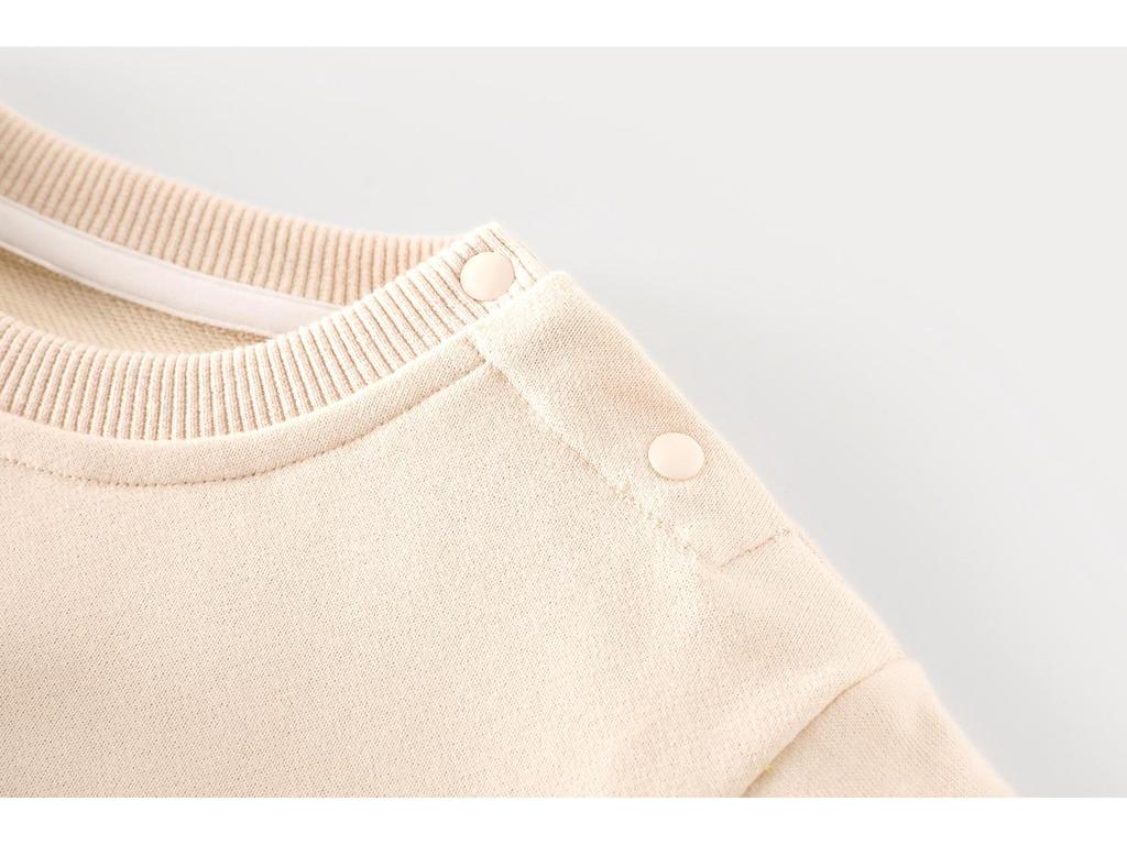 Girls' Fashionable Rabbit Applique Pullover & Apple Sweatpants Set