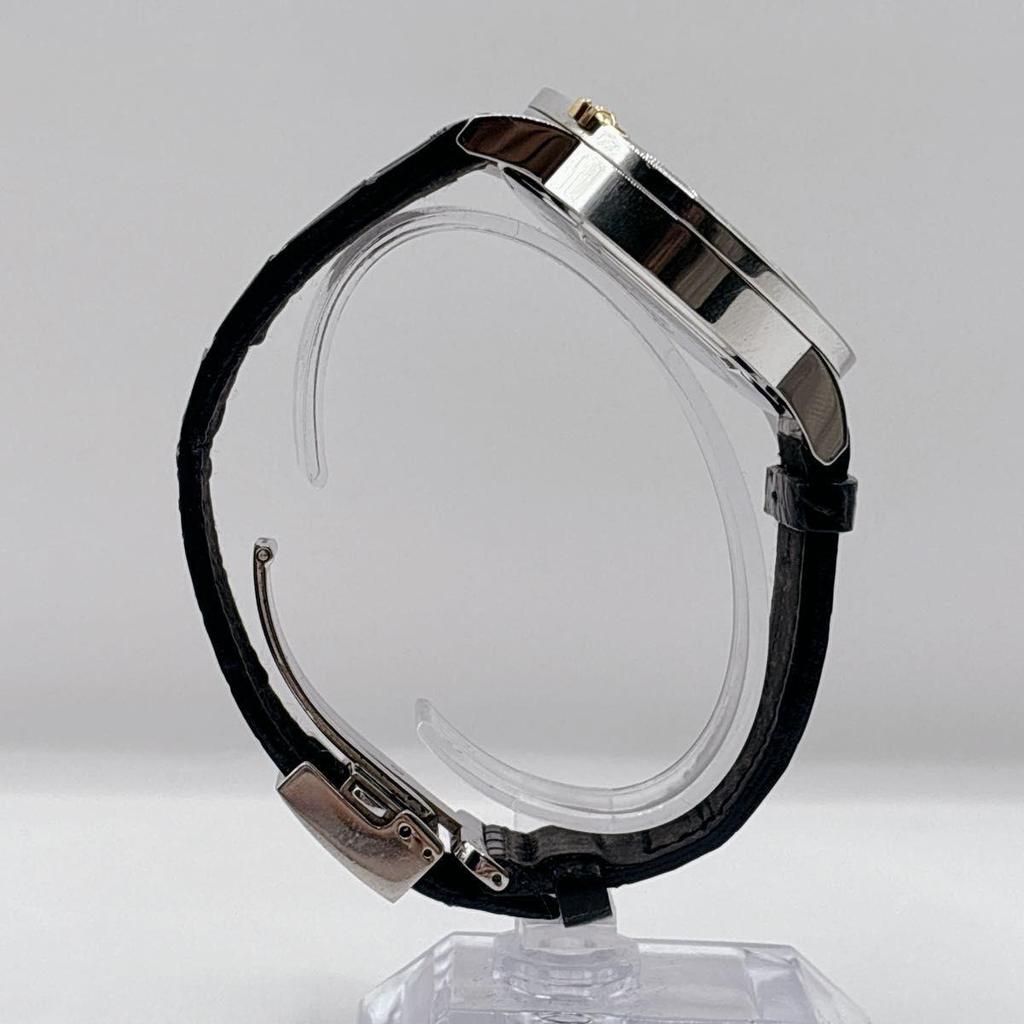 Used Box included, beautiful condition, Vivienne Westwood VW-2097 chronograph, Kiss Me Once, leather, Orb