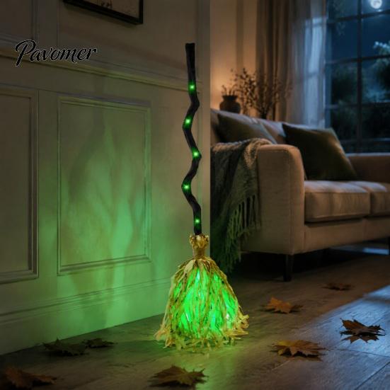 Strašidelná dekorácia na verandu 35-palcová pohyblivá elektrická metla čarodejnice, Interaktívna rozsvietiaca metla Rekvizita Halloweenska párty so zvukovým a pohybovým senzorom, Žiarivo zelená