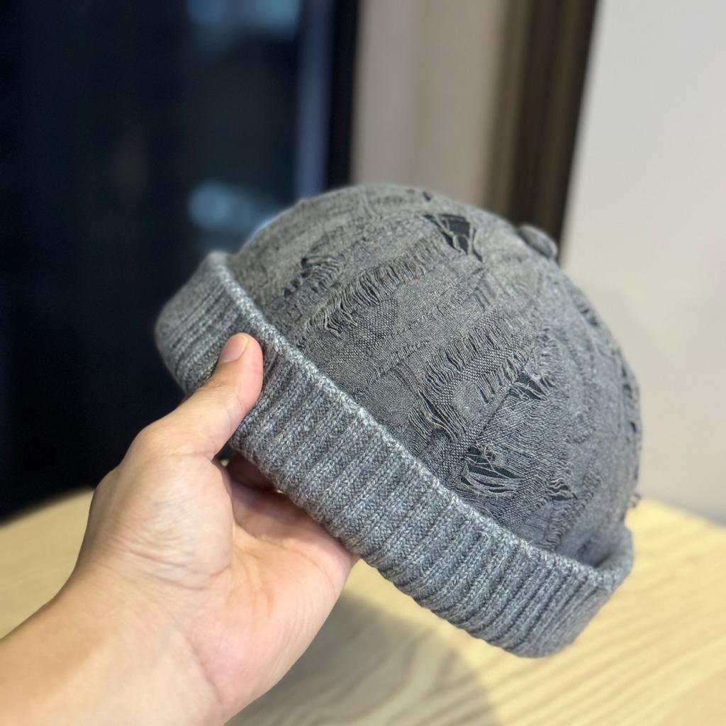 New Japanese-style Vintage Jacquard Knitted Hat for Women, Korean Version, Autumn Fashion, Versatile, Face-slimming Woolen Hat, Artist Hat