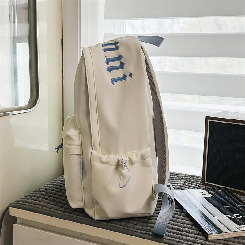 College-Stil Rucksack mit Buchstabenstickerei Leichte Schultasche Damen Rucksack mit großem Fassungsvermögen