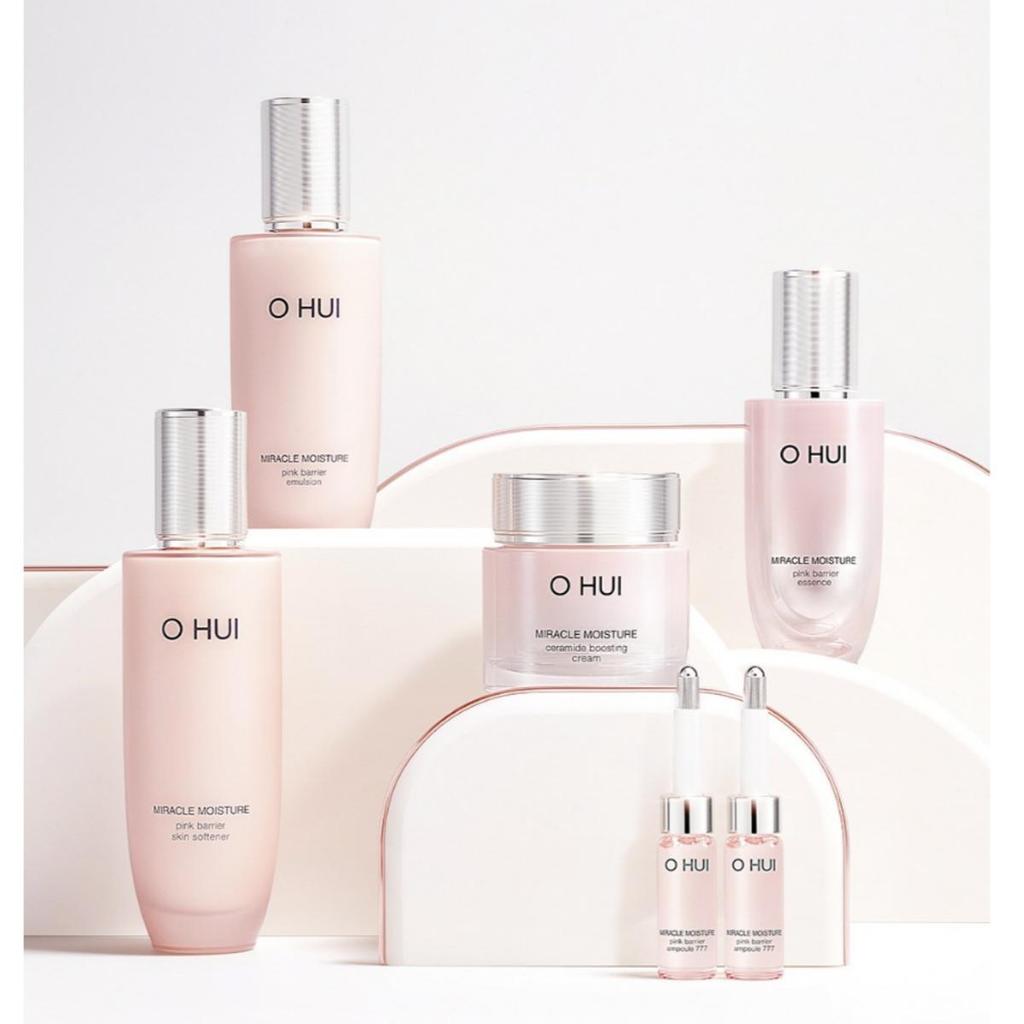 Ohui Miracle Moisture Special Set  (Softener 150ml + Emulsion 130ml + Cream 30ml)