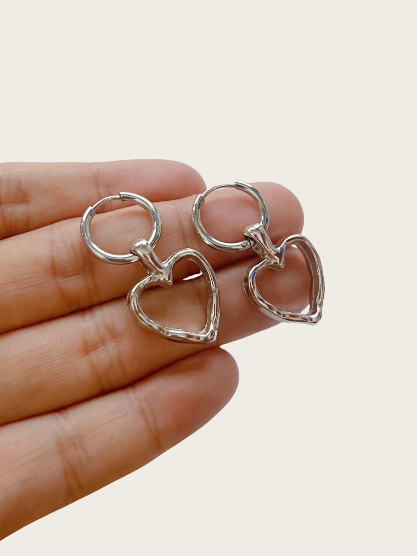 

Hip Hop Punk Silver Color Hollowed-out Heart-shaped Stainless Steel Hoop Earrings for Women Halloween Party Gothic Y2K Jewelry