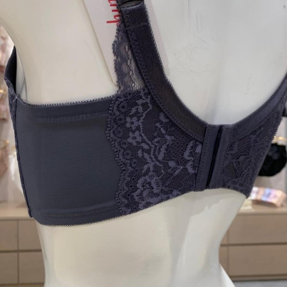 Triumph WomEn S Bra Full Cup D  E Natural lacE  tc168075Dk 