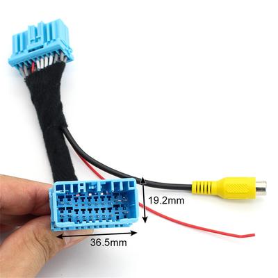 Accessori elettronici per auto – Cavi auto, adattatori e prese