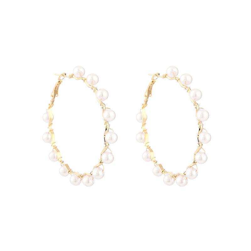 European & American Geometric Pearl Spiral Ear Cuffs: Versatile Fashion Round Earrings