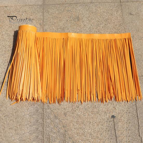 Umělá došková střešní taška Realistická odolná proti povětrnostním vlivům ohnivzdorná dekorace Umělá falešná došková střecha