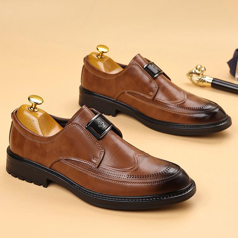Mode Herbst Britische Herren Business Formelle Schuhe Große Größe Retro Mode Lässige Neue Designerschuhe Mann Einfarbig Retro Lederschuh