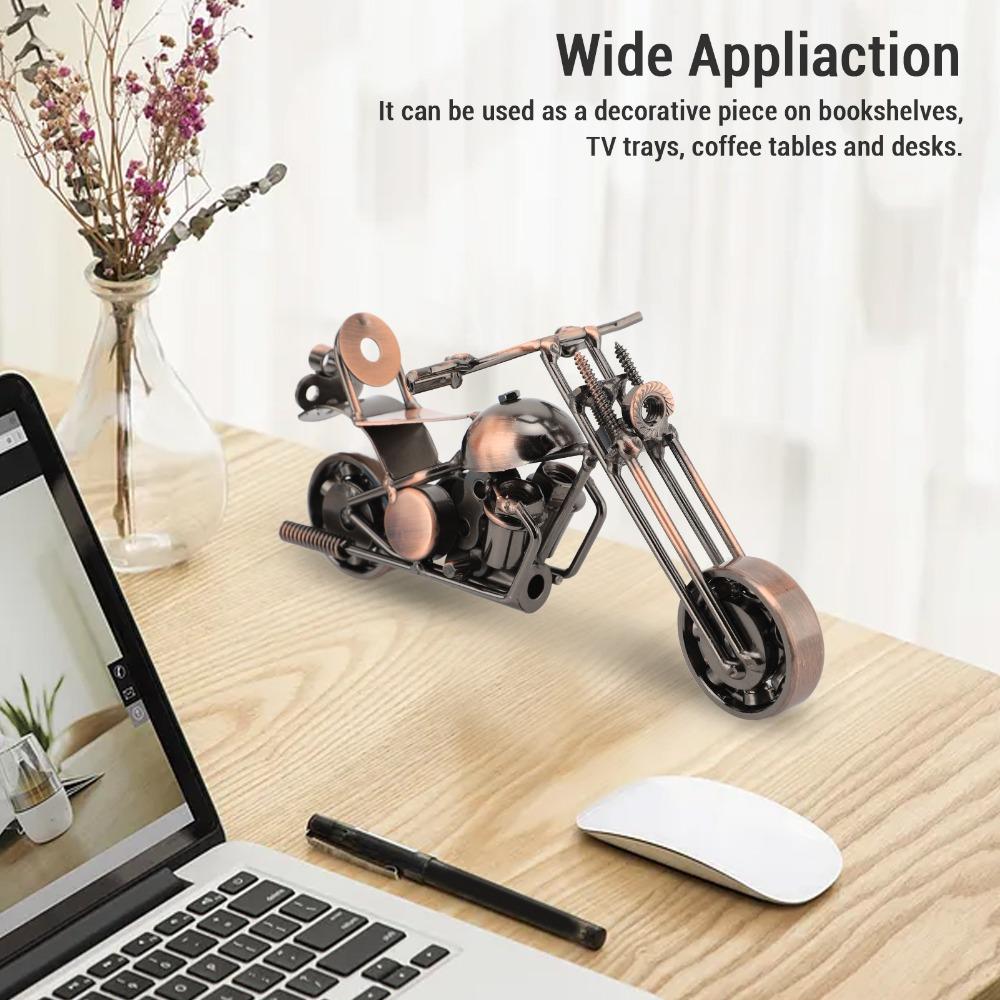 Handcrafted Metal Metal Motorcycle Model Movable Handlebar Motorcycle Figurine Office Desk