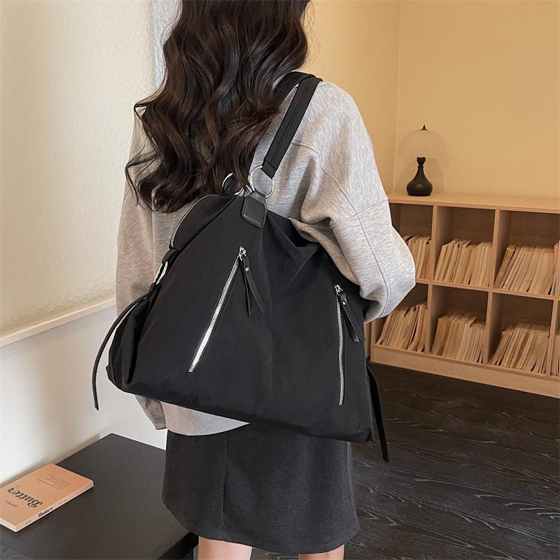 Large Capacity Commuter Bag Women's Shoulder Bag Multi-Zipper Tote Bag
