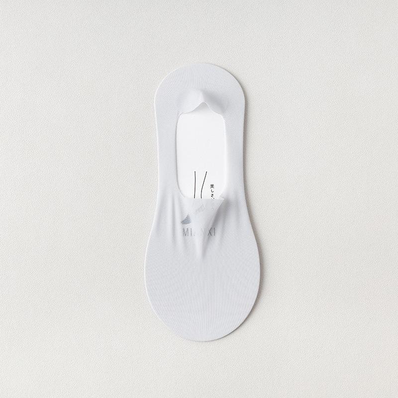Female Summer Thin Cotton Bottom Super Shallow Mouth Invisible Silicone Non Slip Heel Socks