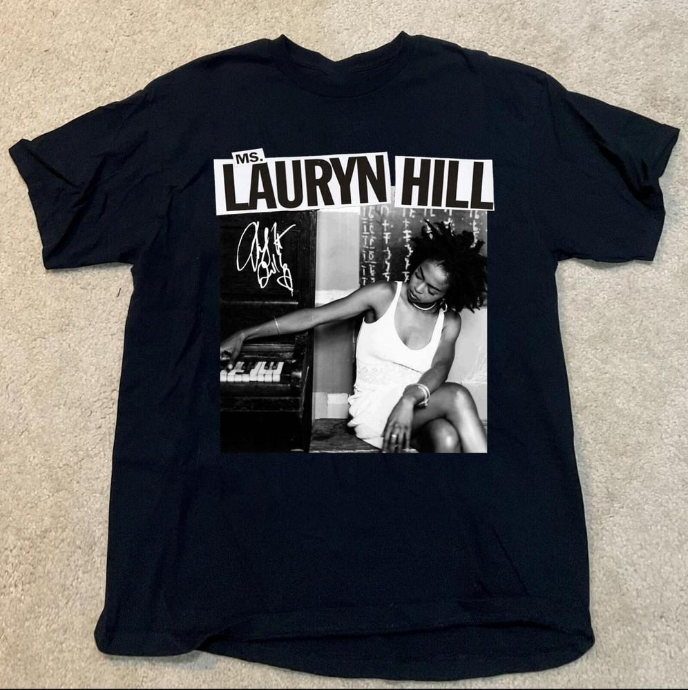 Больше. Лорин Хилл Простая Красота подписанная Черная Футболка Унисекс Футболка Унисекс Футболка XL