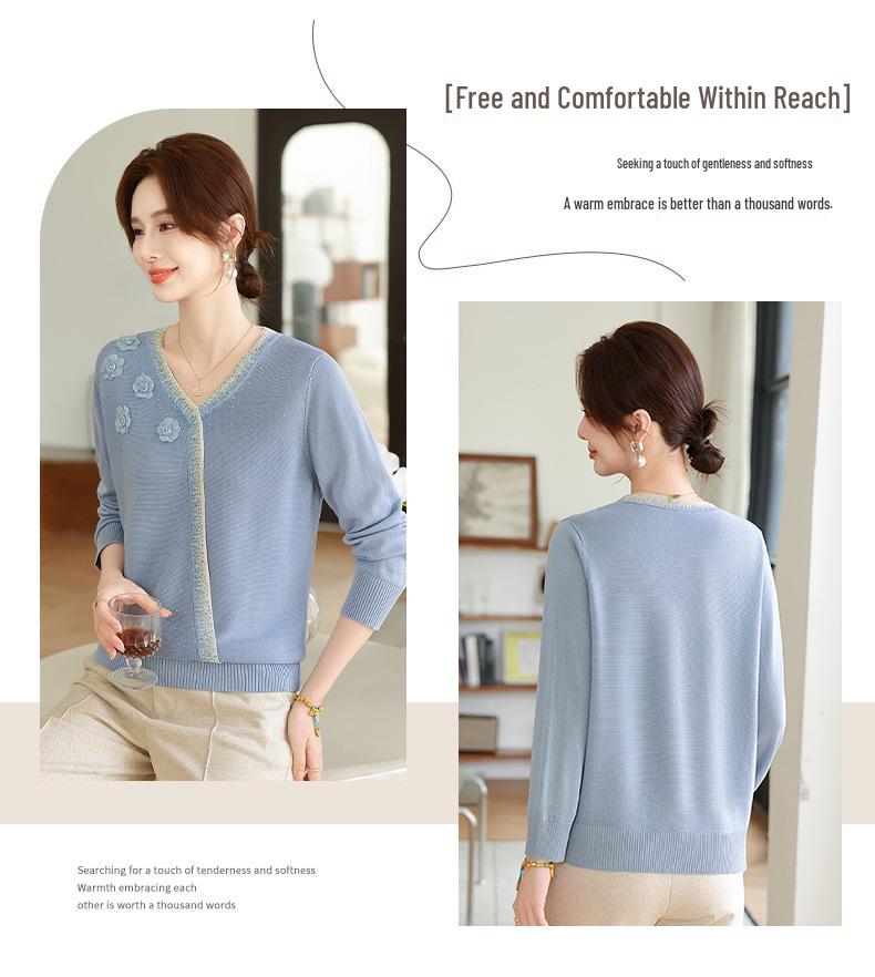 Mom's 2025 Autumn V-Neck Knitted Top - Fashionable Base Shirt for Middle-aged and Elderly Women